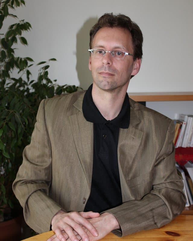 Portrait de Stéphane Deschênes.